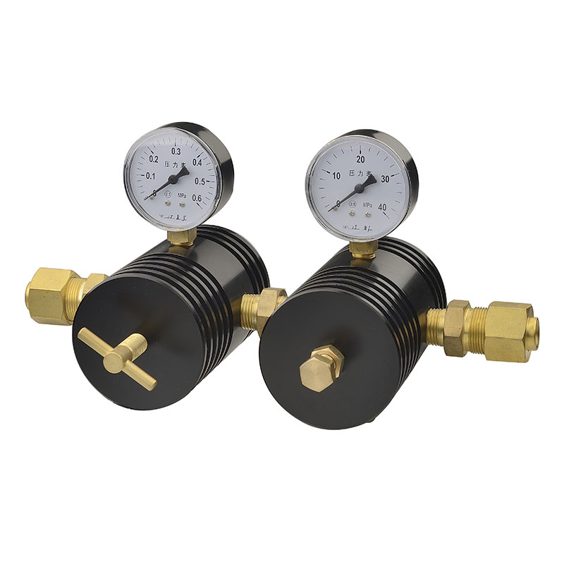 Reduktor tlaku zemního plynu LR-102